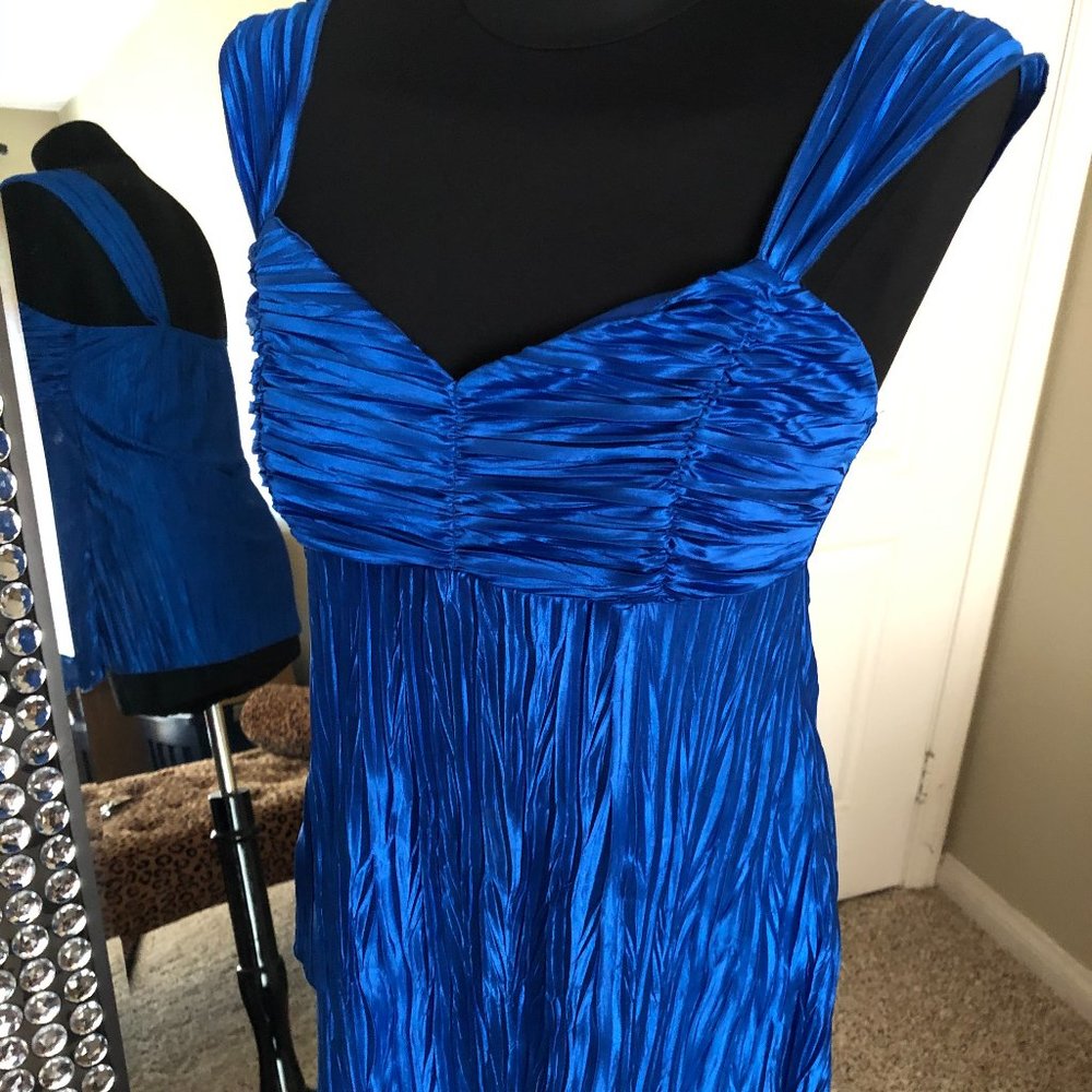 Blue shiny top